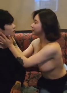 2 thằng đi karaoke bú chung 1 em - xemlai.site